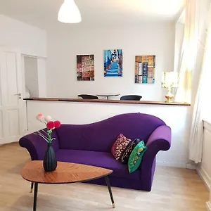 https://beautiful-studio-apartment-in-the-heart-of-copenhagen.copenhagenhotelselect.com